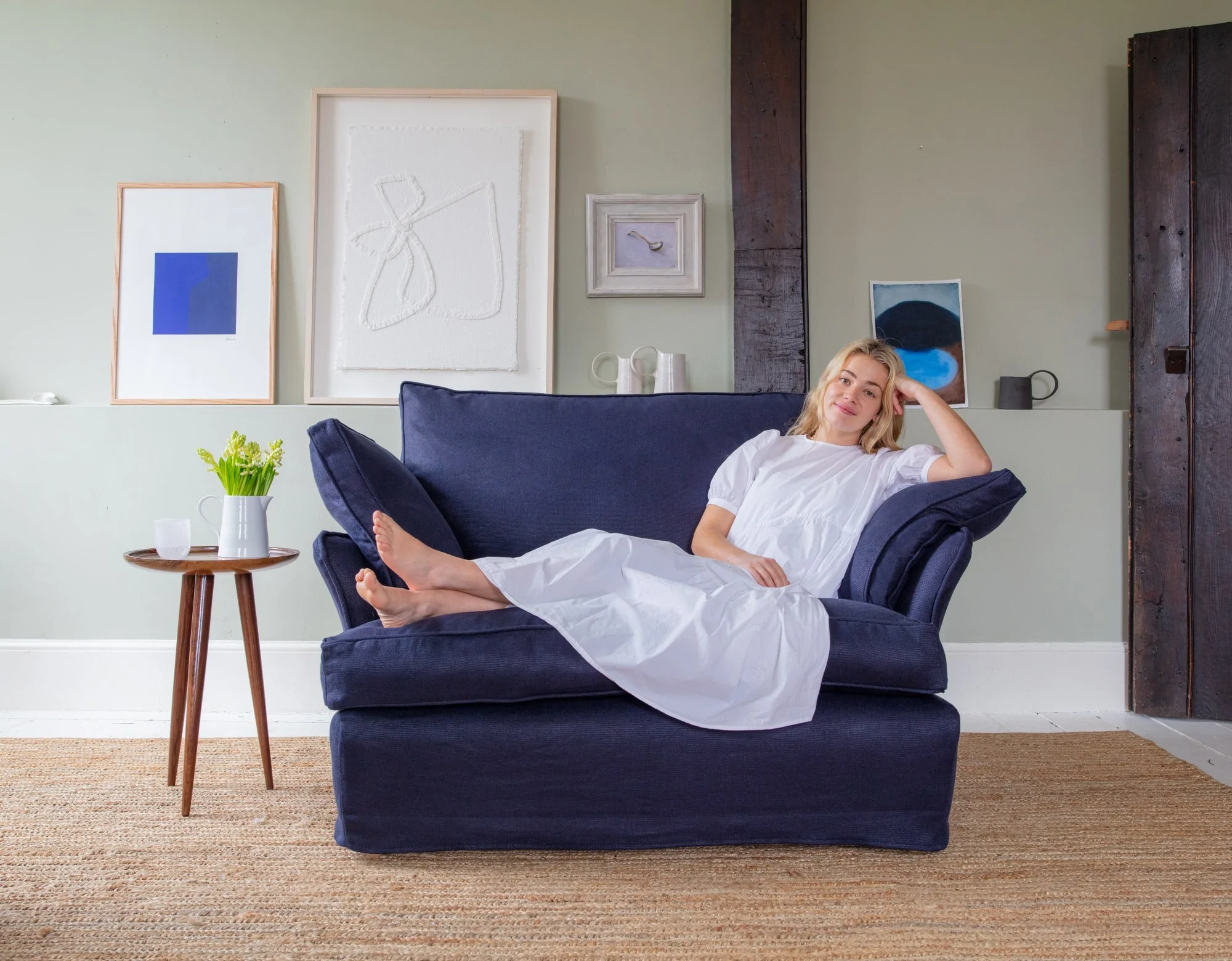 5 Tips for Styling a Blue Sofa in your Living Room